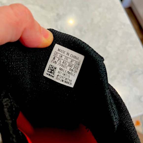 Black Adidas walking sneakers. Size 8 men, worn twice, great condition. - Picture 3 of 4